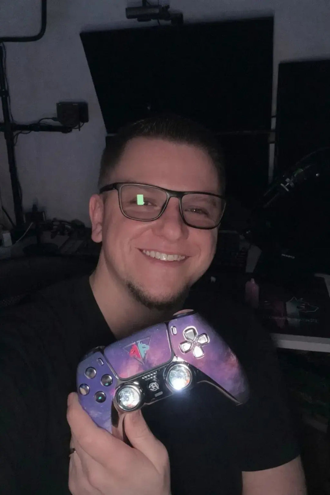 Polish Pitbull Gaming Creator und Partner von Power Controller